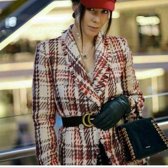 Zara Jackets & Blazers - SOLD OUT Blogger Favorite ZARA tweed blazer